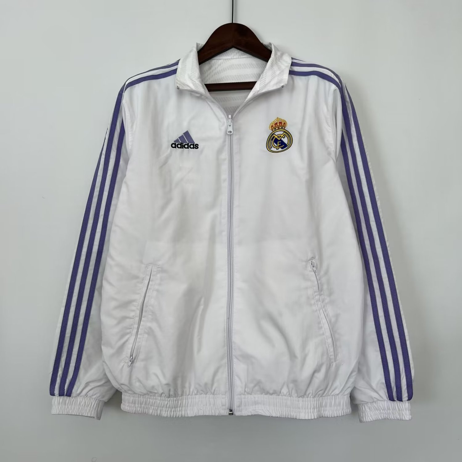 Real Madrid Windrunner Soccer Jacket On-Field Team Logo Anthem Reversible White Full-Zip 2023/24 Men's
